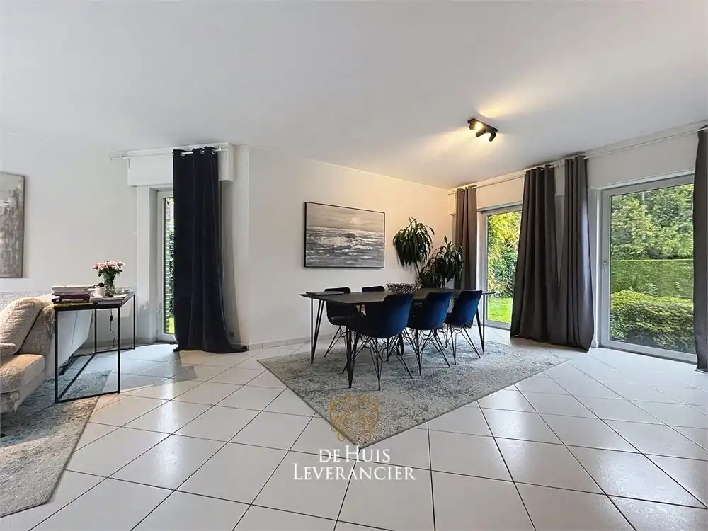 IN OPTIE - Lichtrijke villa met weids uitzicht in Duffel foto 6