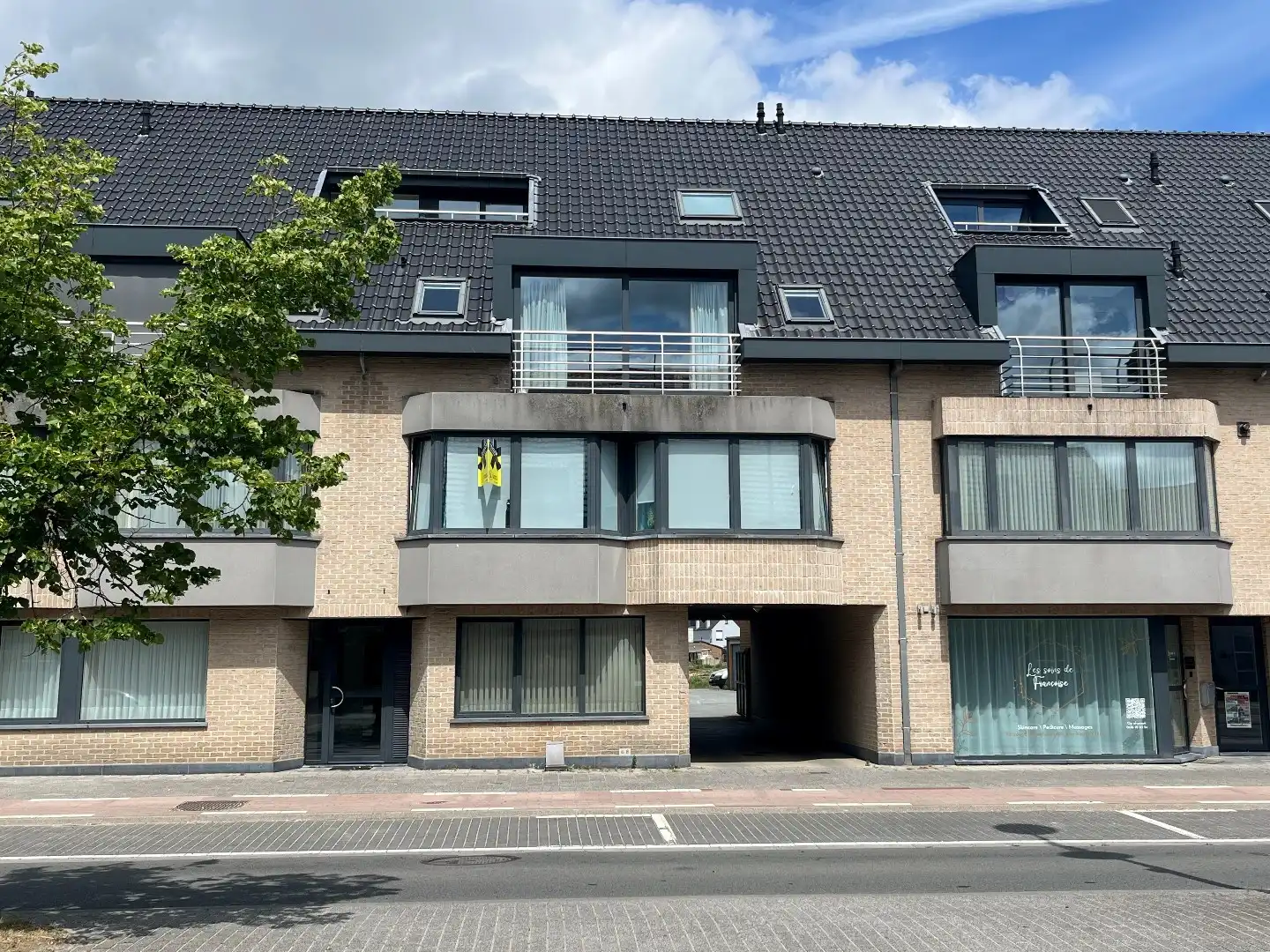 Lichtrijk appartement in het centrum van Sijsele foto 10