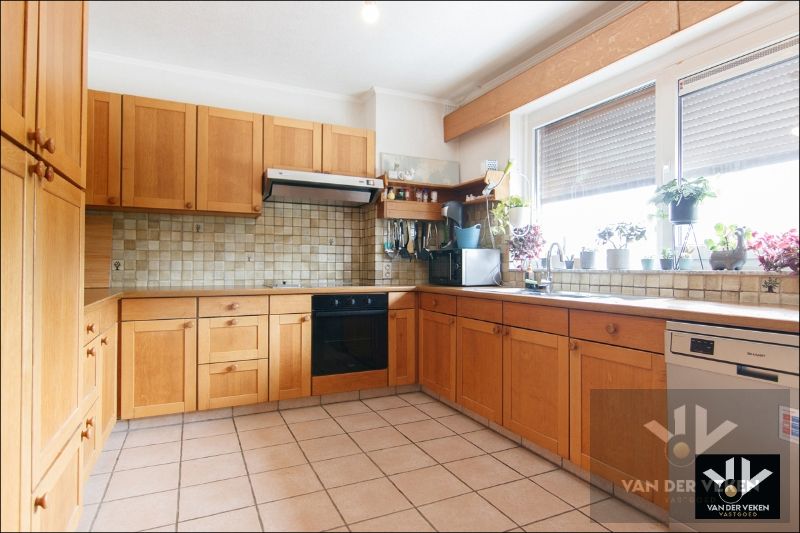 Ruime duplex met 3 slaapkamers in het groene Tuilt-Kuringen foto 5