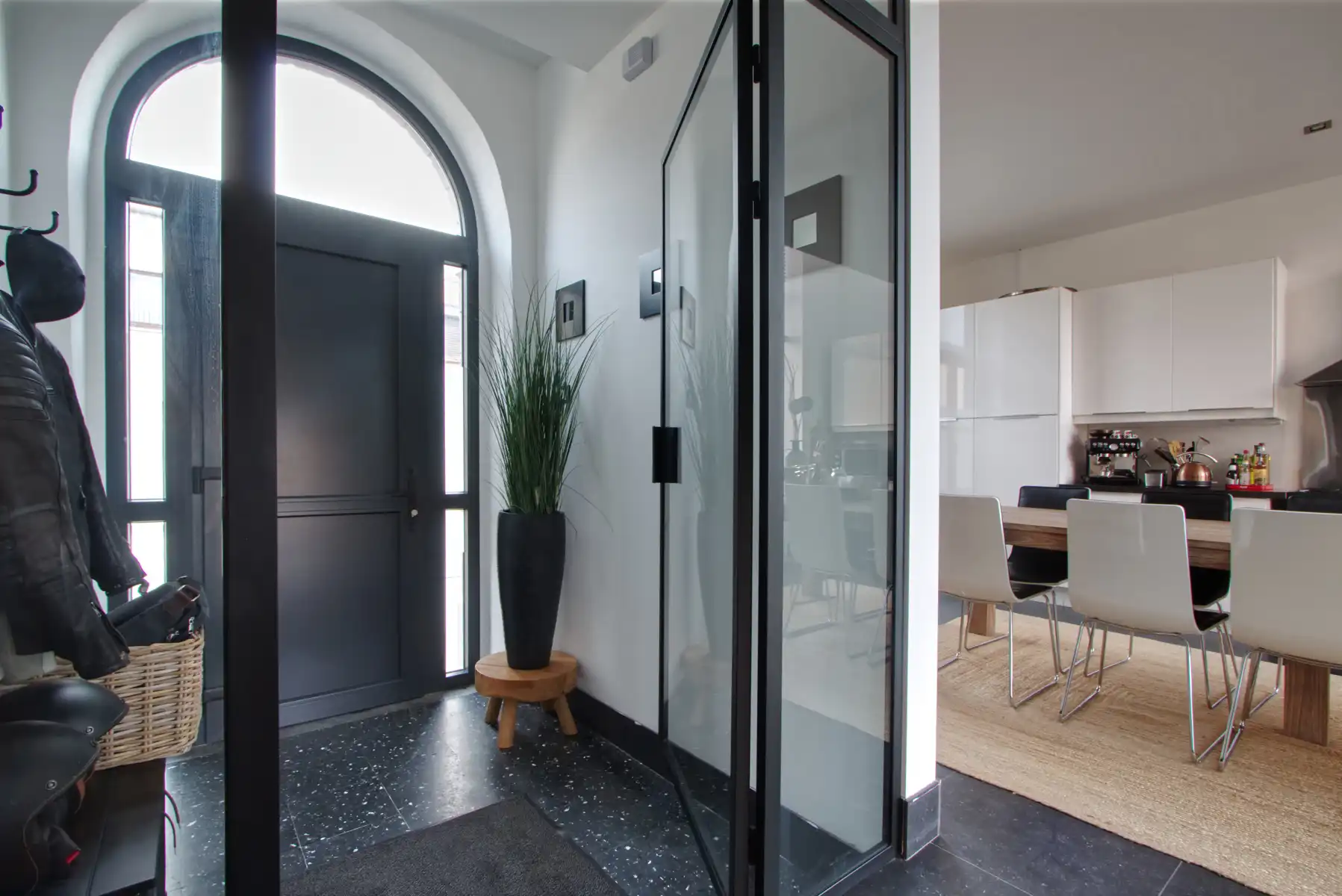 HERENHUIS - 2 SLK - PARKINGS - TERRASSEN - TUIN - CENTRAAL foto 5