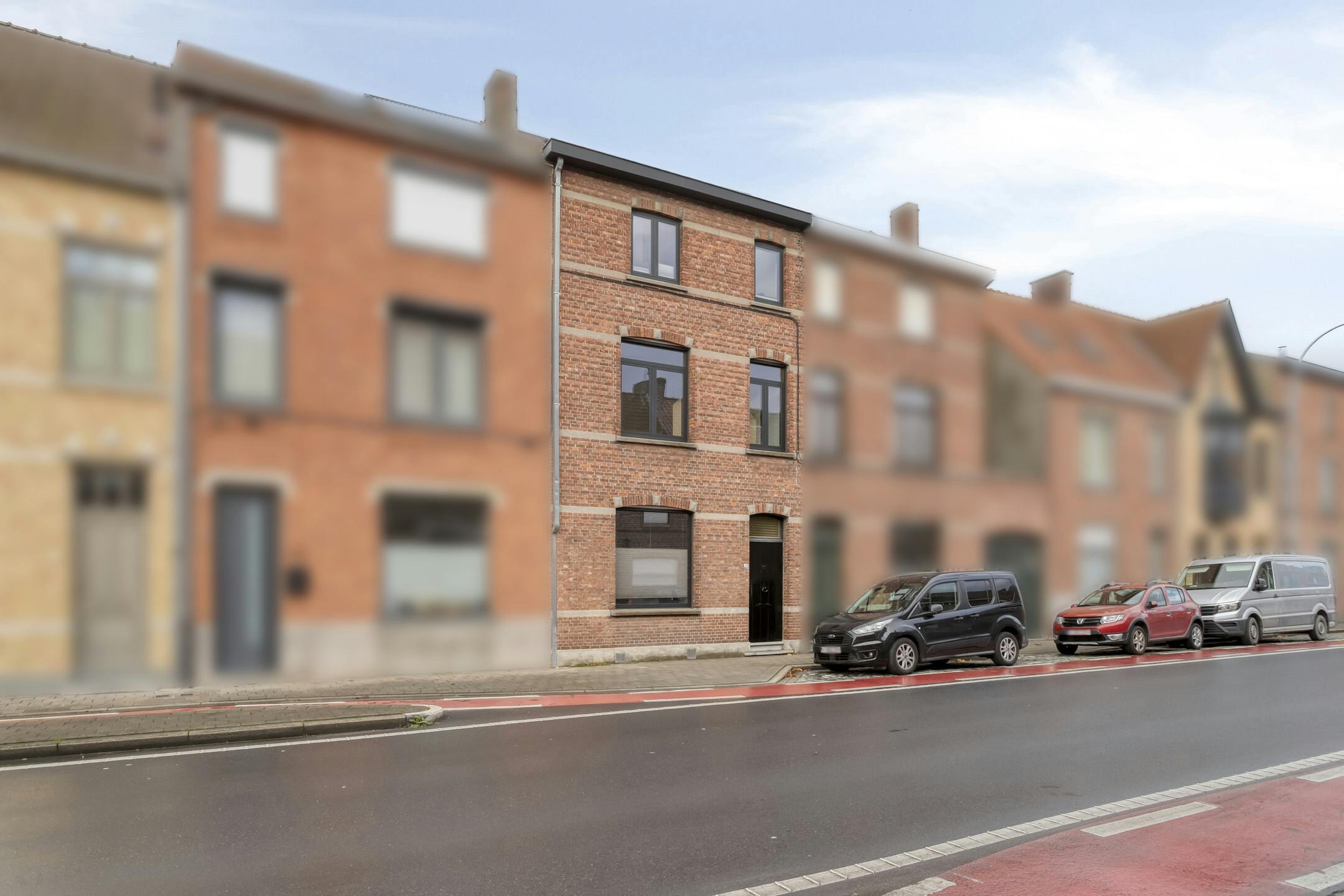 Huis met 3 slaapkamers en stadstuin (215m2) te Sint-Kruis (Brugge) foto 2