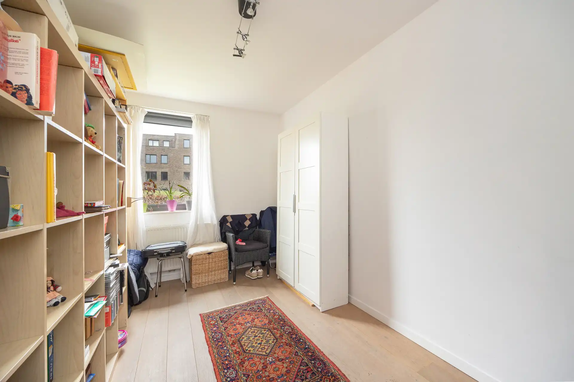 gelijkvloers appartement met gezellig terras en tuin foto 2