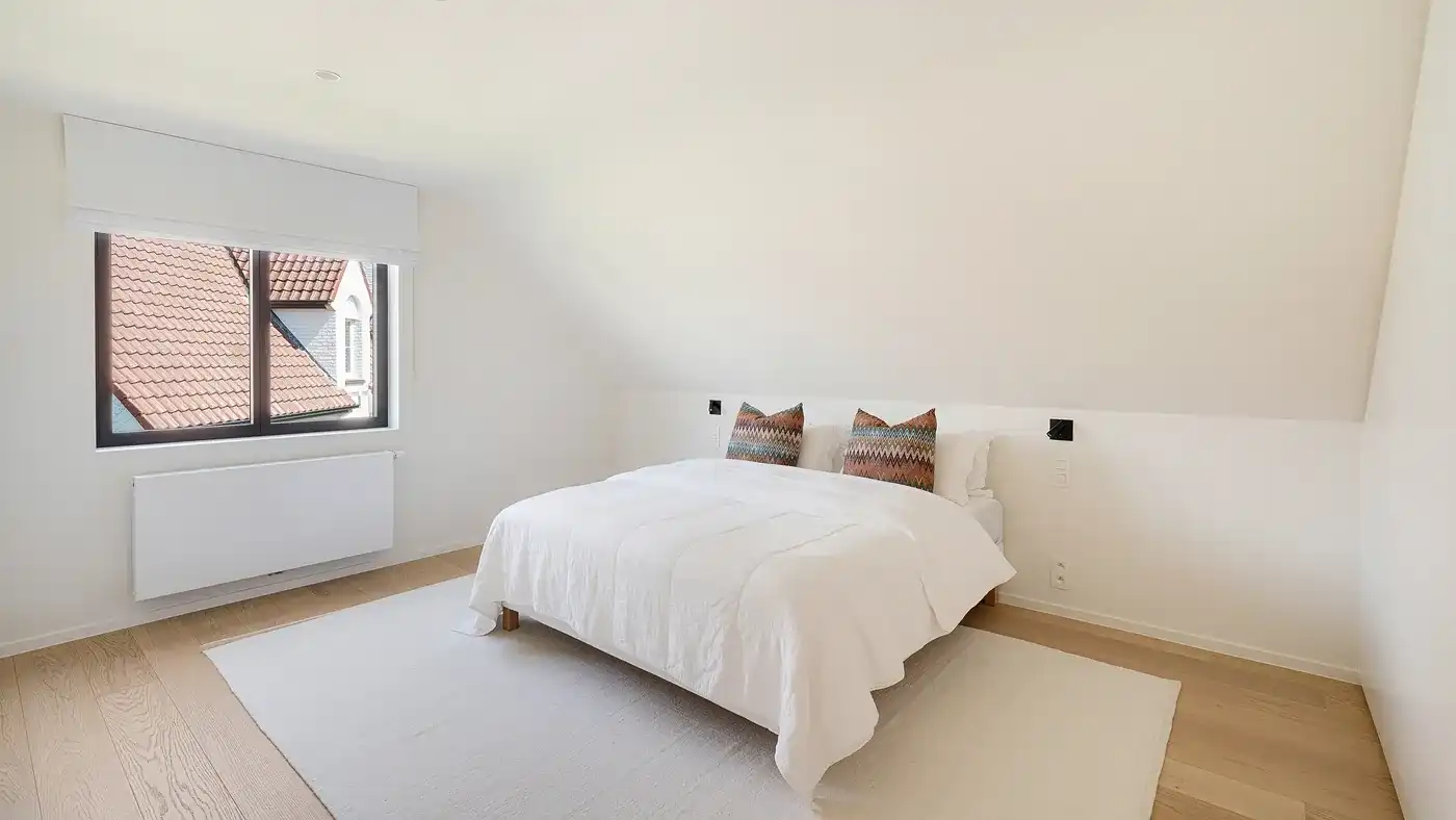 Volledig en zeer kwalitatief gerenoveerde villa op een ruim zuid-west gericht perceel foto 16
