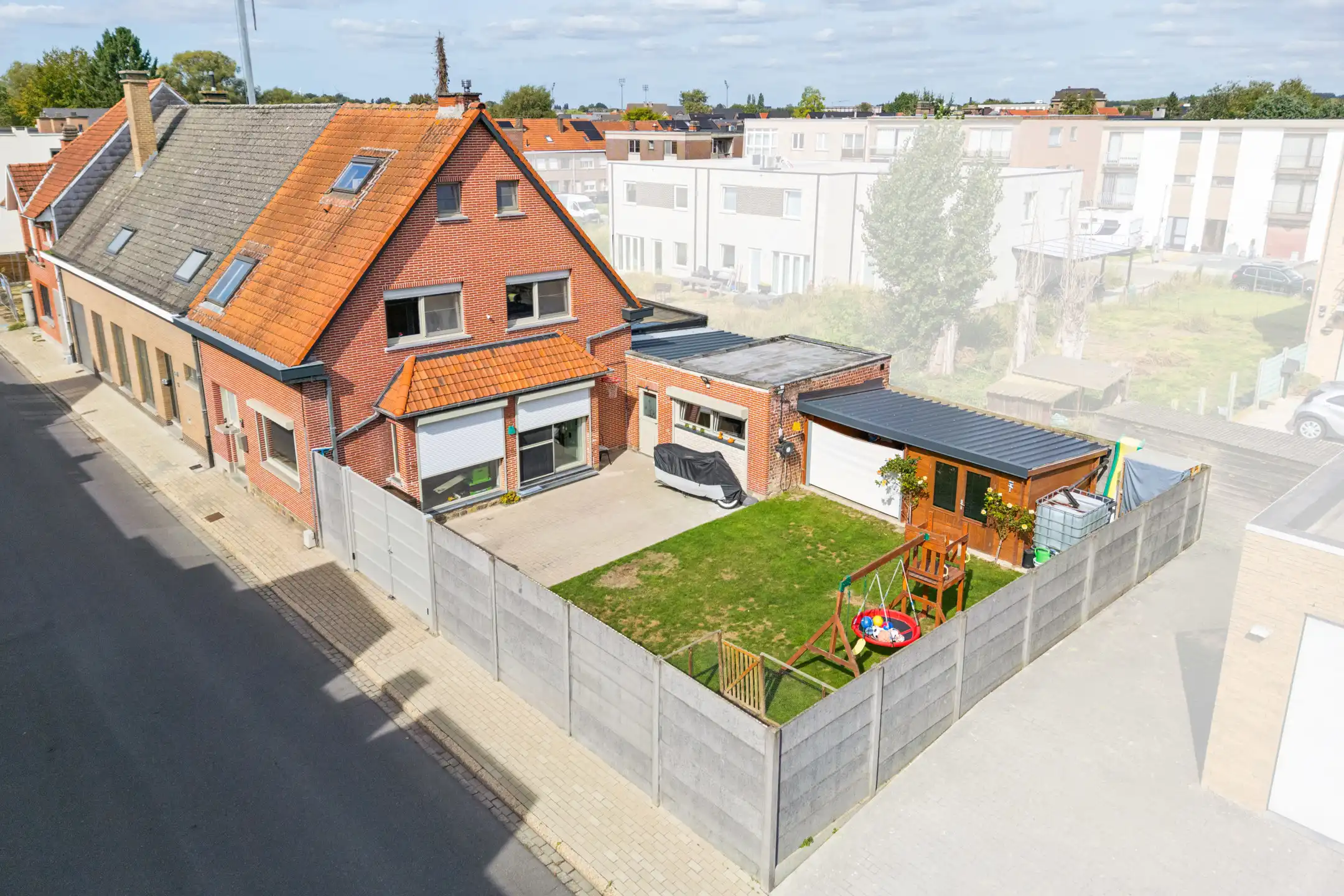Instapklare gezinswoning met aparte woonruimte/zorgwoning foto 30