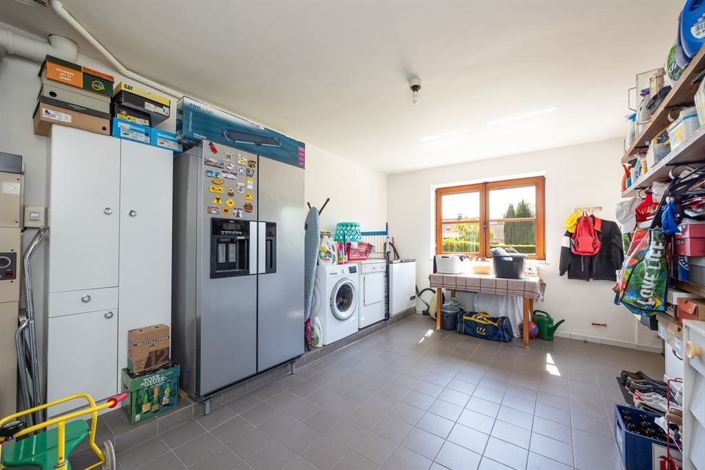 Instapklare gezinswoning met tuin en garage in Zonnebos foto 9