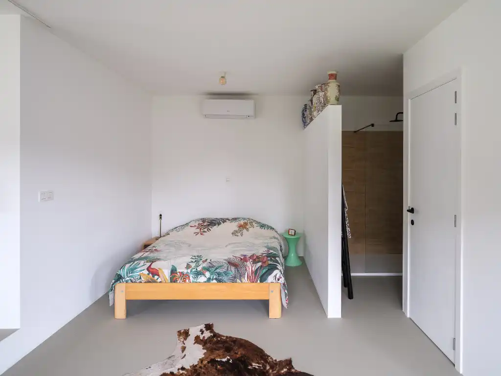 Karaktervolle woning met polyvalente achterbouw en aangename tuin in Westrem. foto 31
