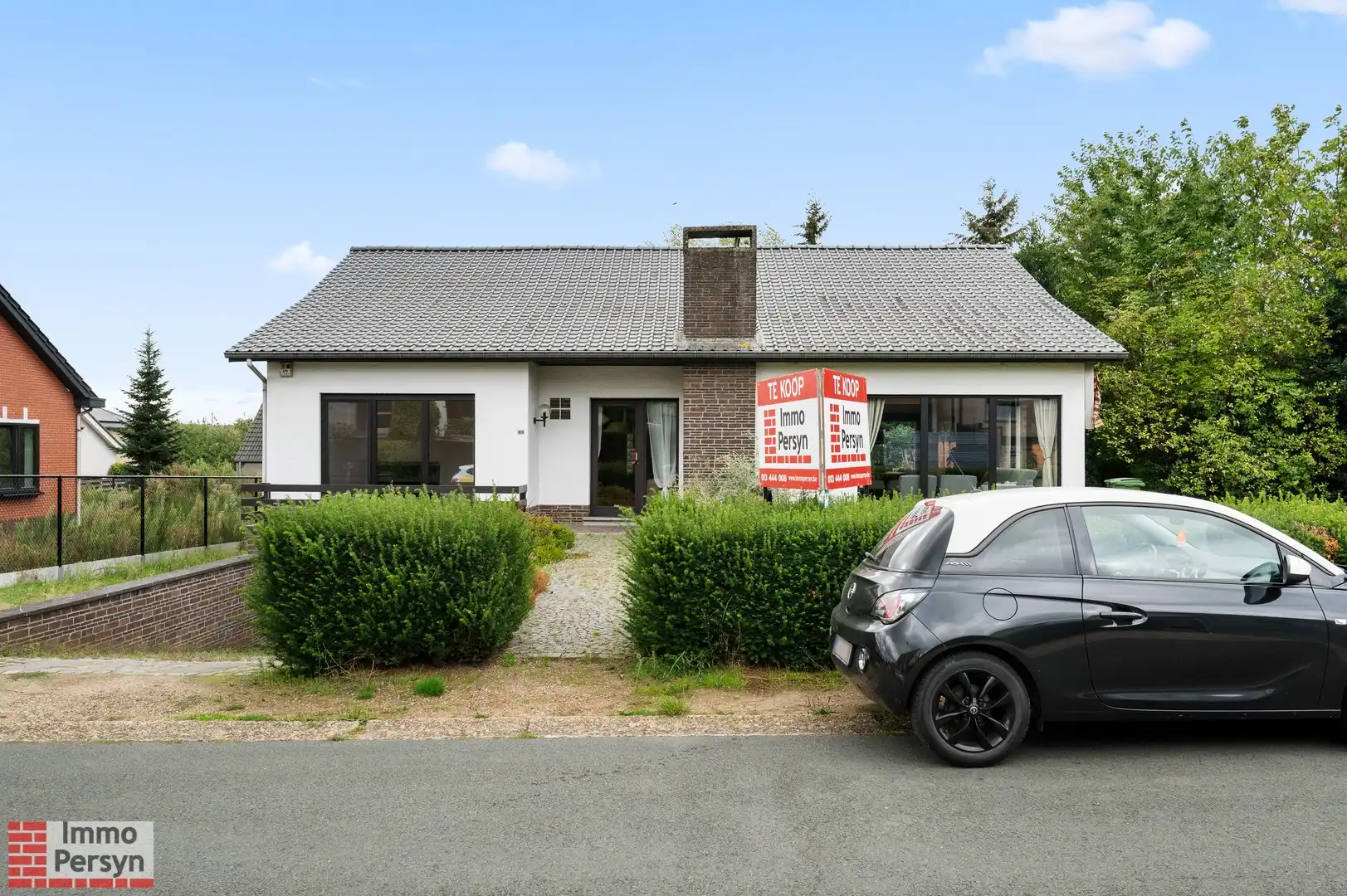 Ruime gelijkvloerse woning OB gelegen in een rustige wijk foto 2