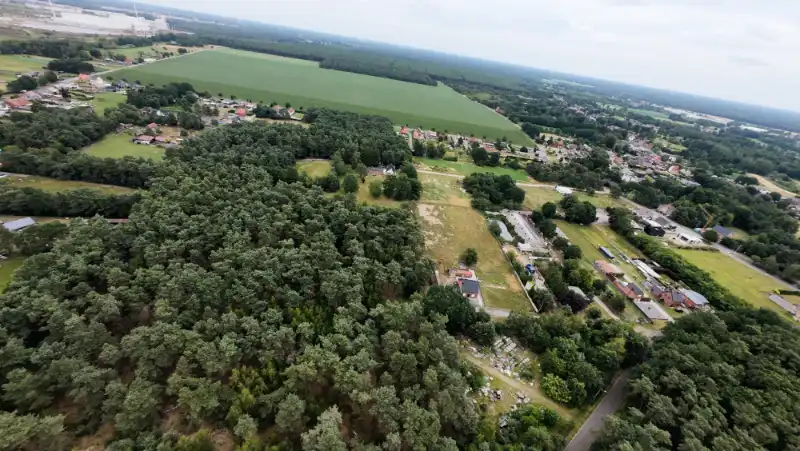 Uniek groendomein van ca. 6 ha met te renoveren woning. foto 5