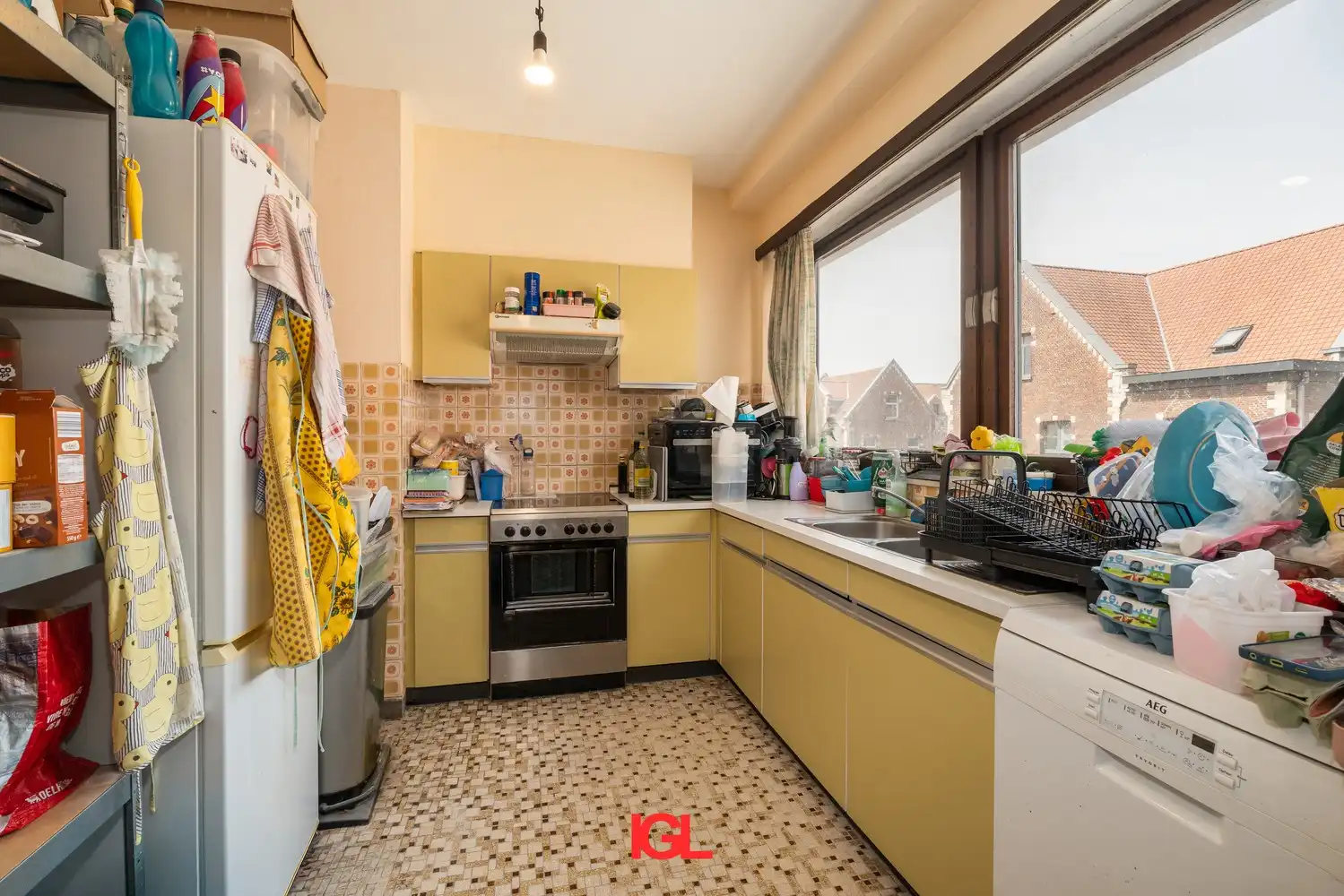 Ruim 3-kamer appartement met garage nabij het centrum van Halle foto 6