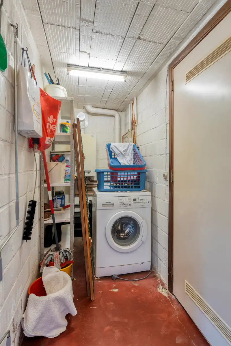 Leemans Immobiliën stelt u  deze centraal, maar toch bijzonder rustig gelegen woning in Dilbeek voor! foto 14