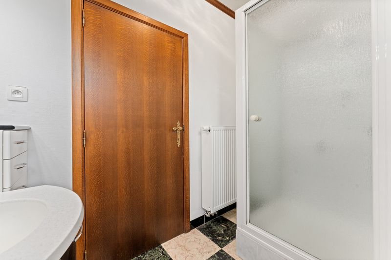 Roeselare - aan de rand van de stad : Charmante landelijke woning met tuin nabij de Zilverberg – Roeselare opp. 655 m² foto 13