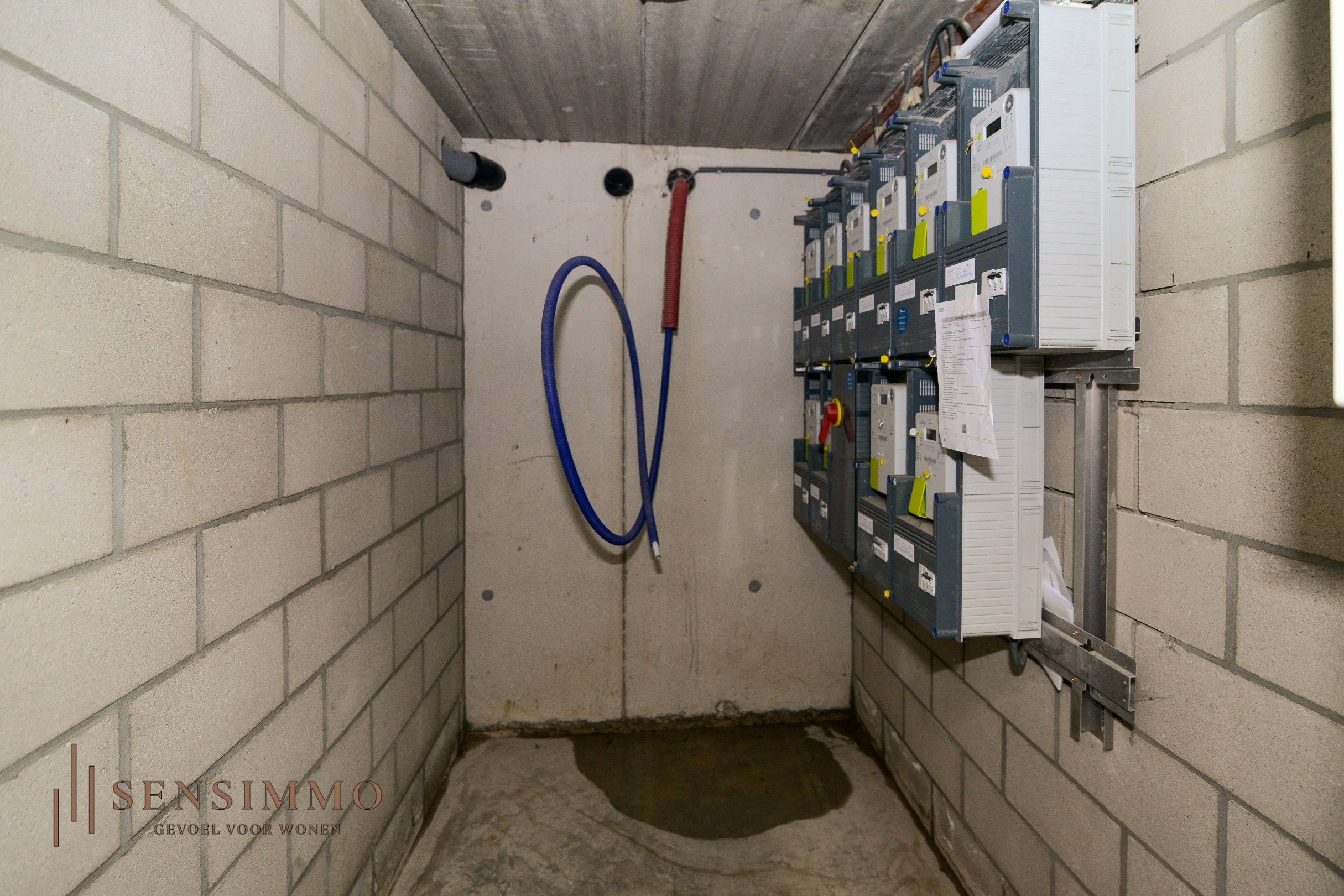 Gelijkvloers éénslaapkamer appartement met tuin, parking en kelderberging foto 17