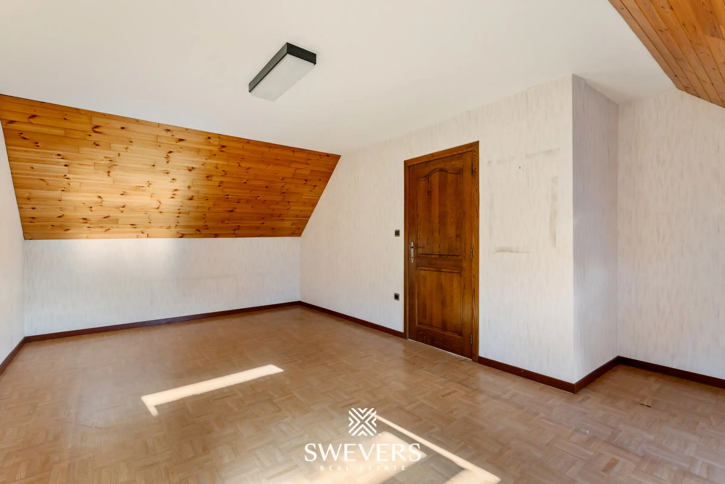 Ruime op te frissen woning (225m²) met EPC-C en westgerichte tuin nabij Beringen centrum foto 20