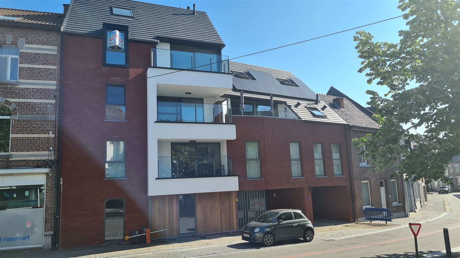 Modern nieuwbouwappartement te huur in het centrum van Bilzen foto 18