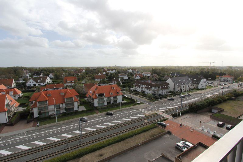 Stijlvolle studio met prachtig vergezicht foto 2