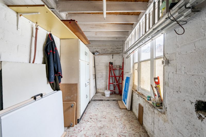 Centraal gelegen woning met 3 slaapkamers foto 8