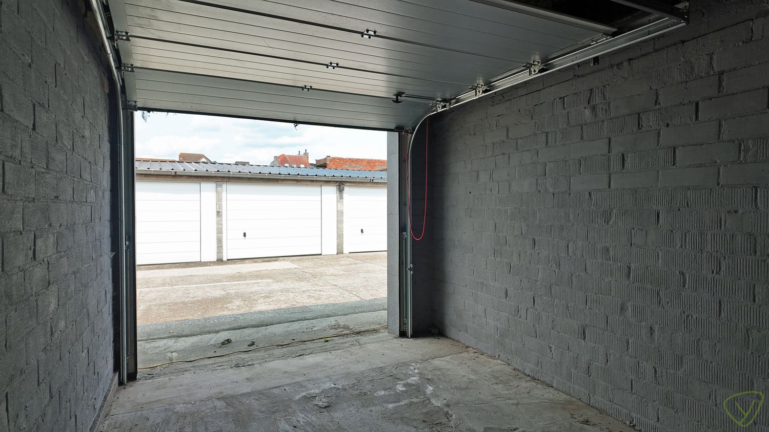 Garage te huur in het centrum van Eeklo! foto 5