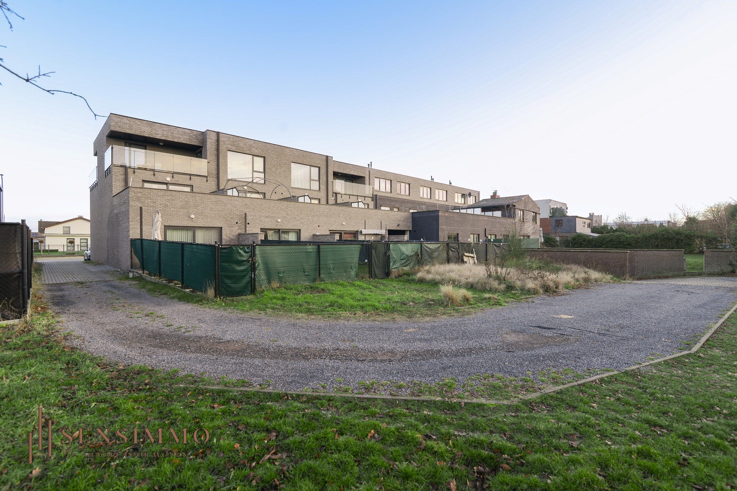 éénslaapkamer appartement met terras, parking en kelderberging foto 12