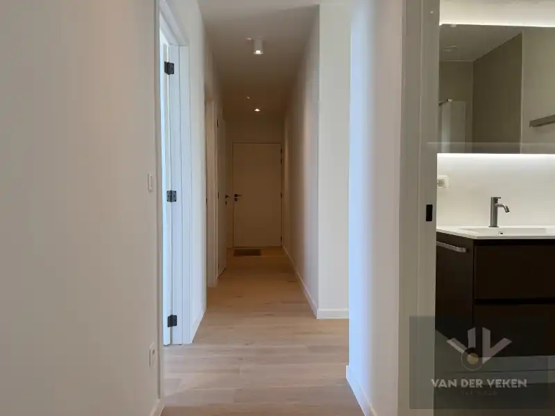 LICHTRIJK NIEUWBOUWAPP MET 2 SLPK NABIJ QUARTIER BLEU EN STADSCENTRUM foto 10