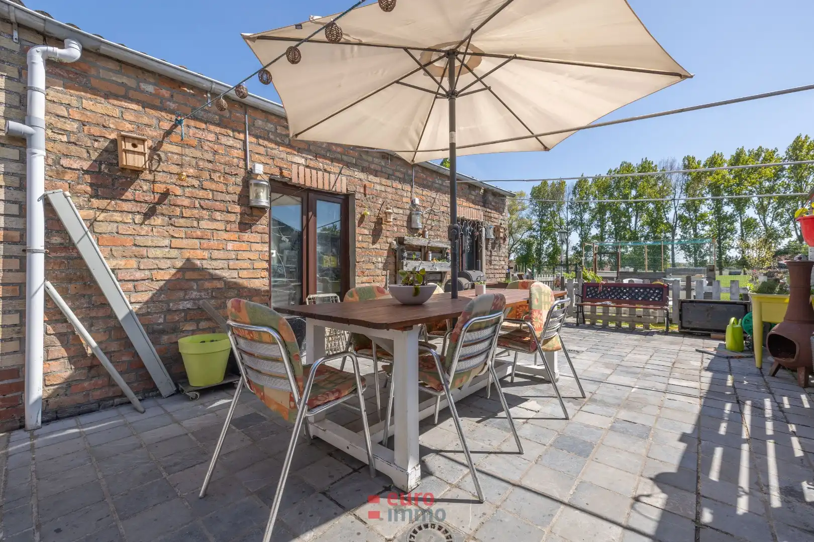 Ruime rijwoning met 4 slaapkamers in het pittoreske Ramskapelle foto 14