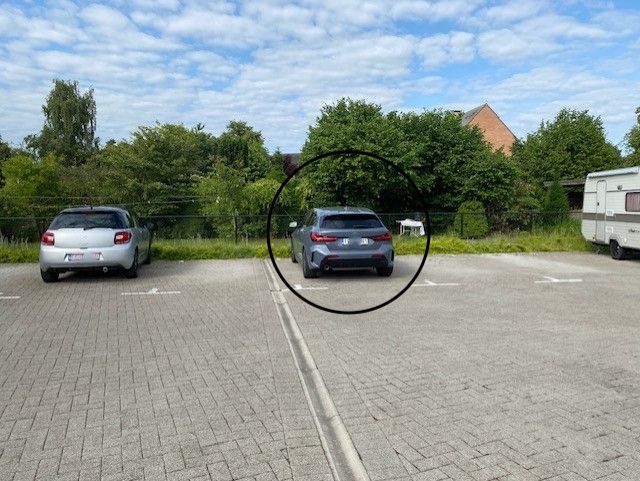 Instapklaar, opgeschilderd - éénslaapkamer appartement nabij Mol-centrum + autostaanplaats +groot terras foto 16