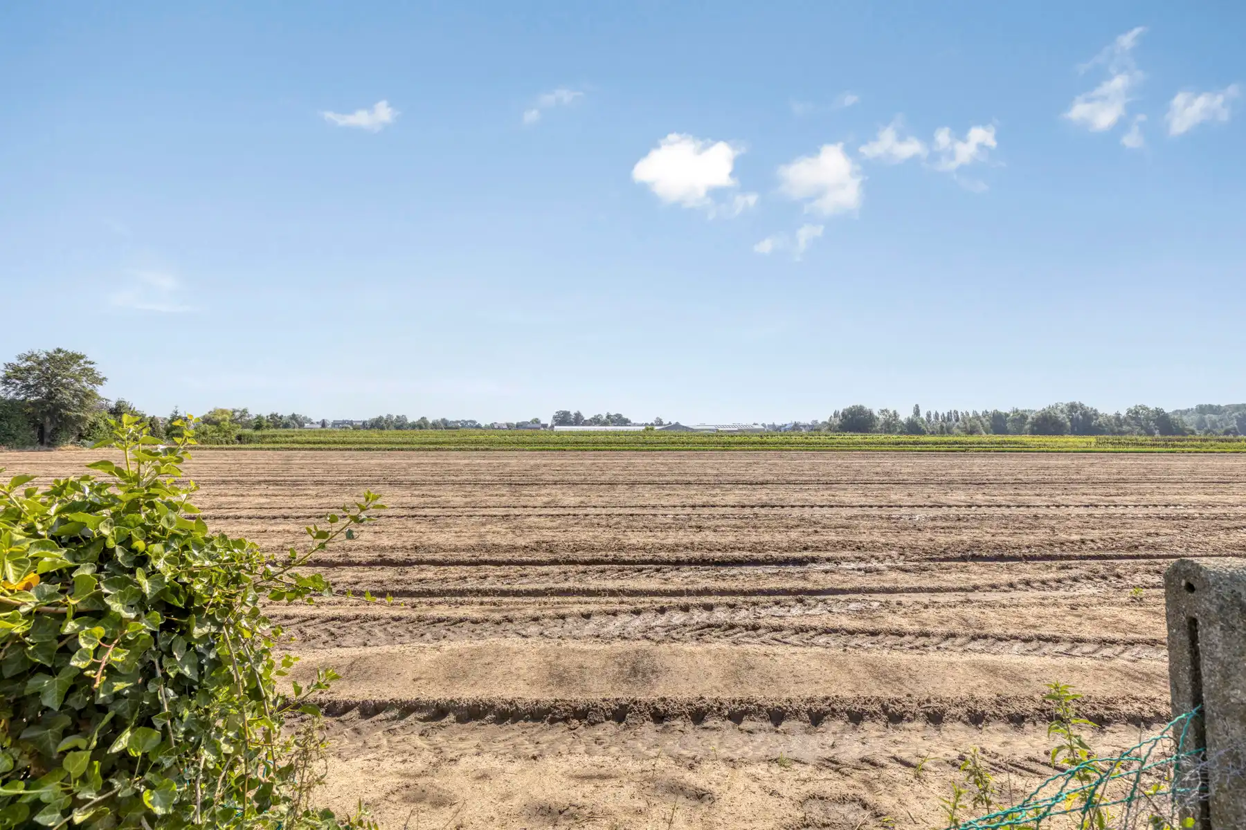 Ruime open bebouwing met tal van mogelijkheden - 208 m² foto 19