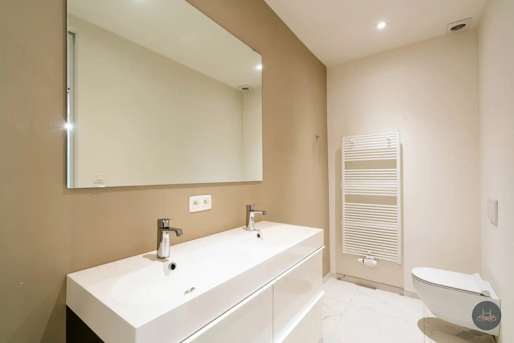 Prachtig gerenoveerd appartement in het centrum foto 12