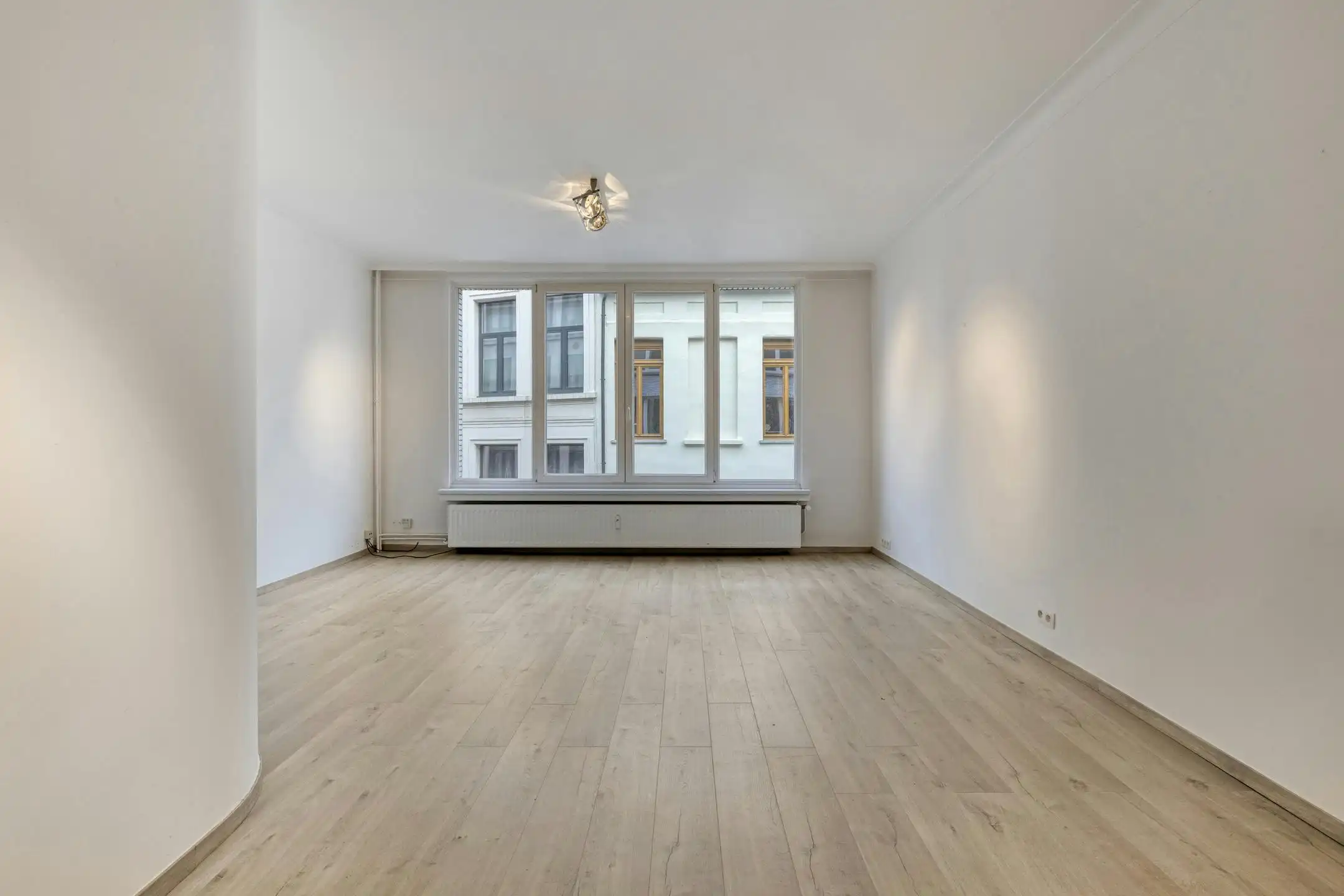 1 slpk appartement te koop in Antwerpen centrum foto 8