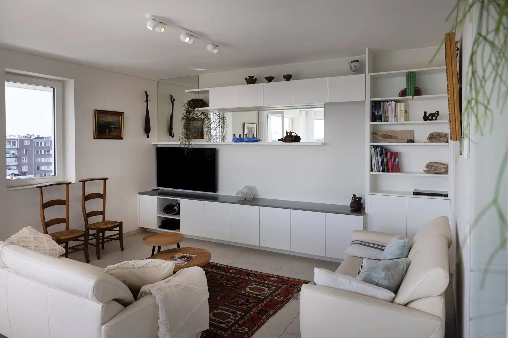 Lichtrijk wonen op de 5de verd. van een iconische woontoren. foto 4
