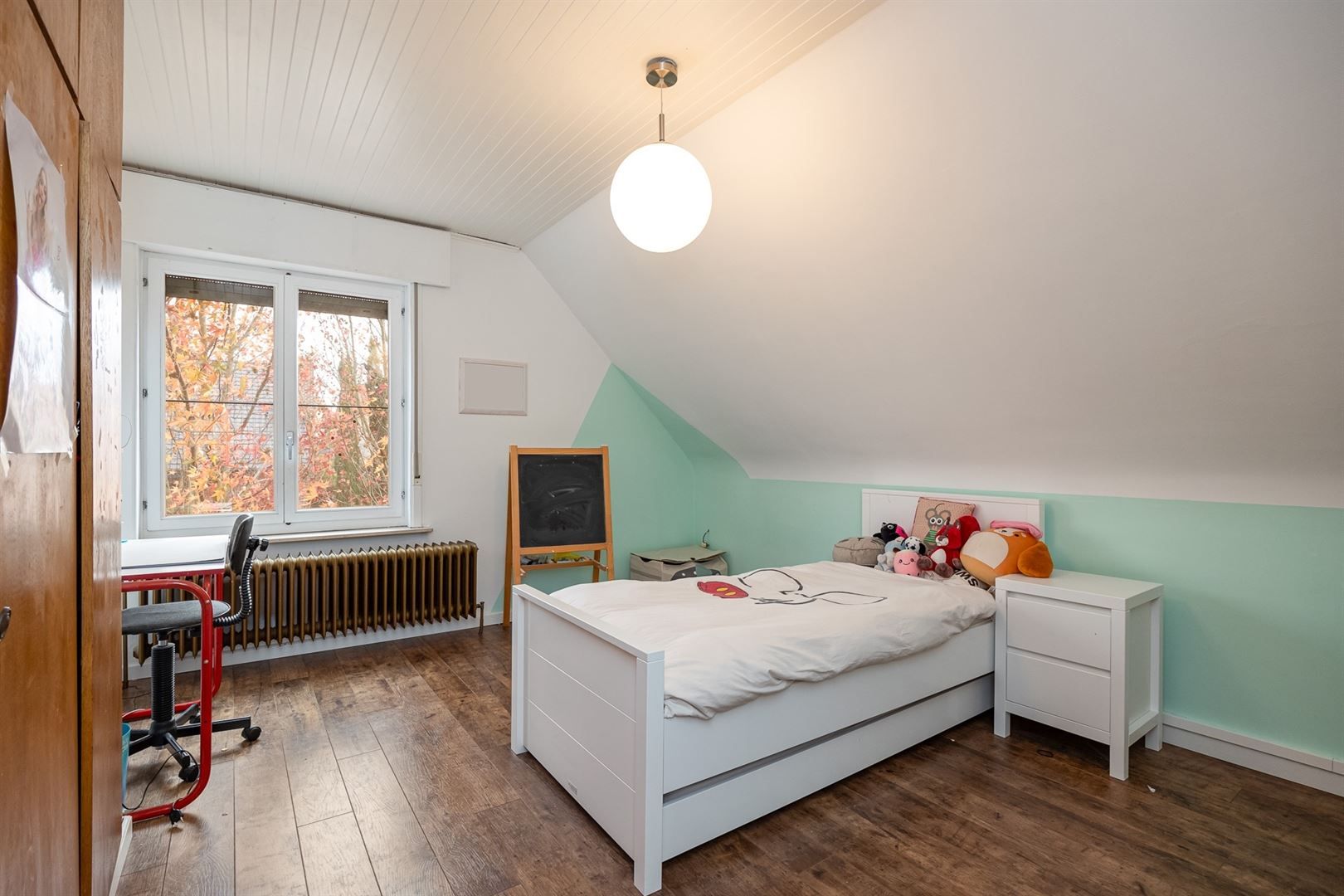 gerenoveerde landelijke woning in rustige wijk te Humbeek foto 17