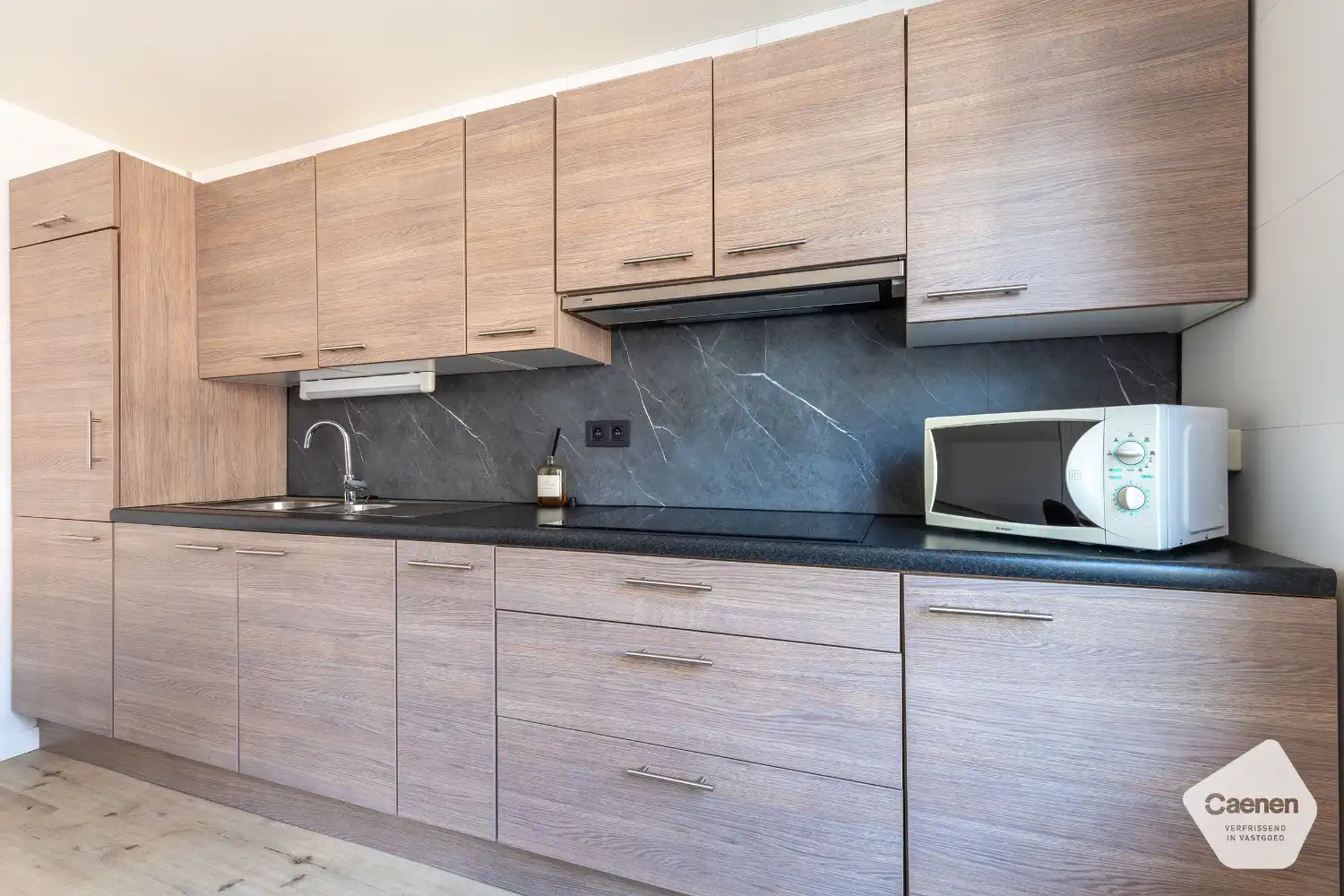 Volledig gerenoveerd éénslaapkamer appartement vlakbij het strand, de haven en de Grote Markt foto 5