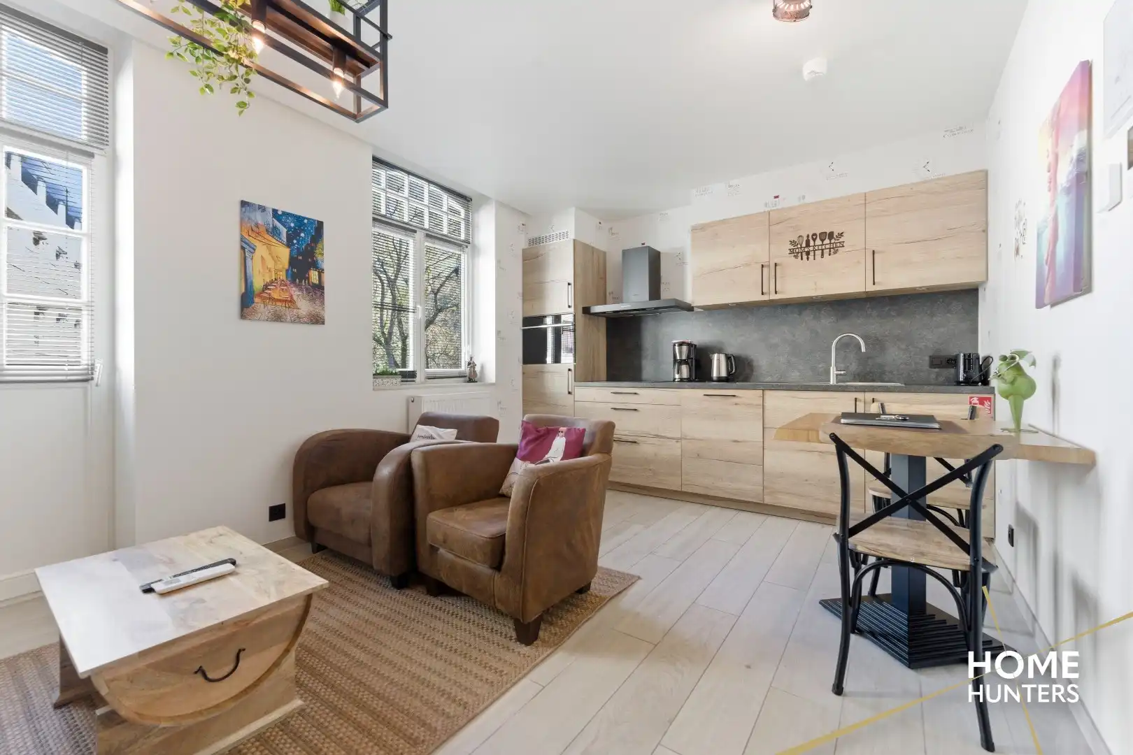 Topinvestering in vakantievastgoed – 6 volledig uitgeruste vakantie-appartementen in historisch centrum Ieper foto 9