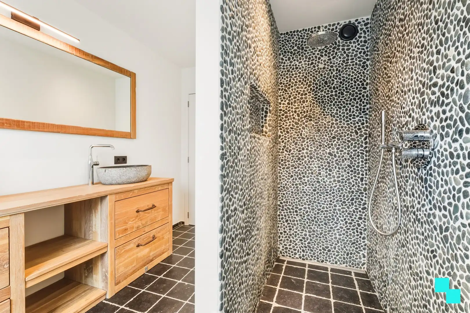 Recente HOB met 4 slpks op toplocatie - Roeselare foto 16