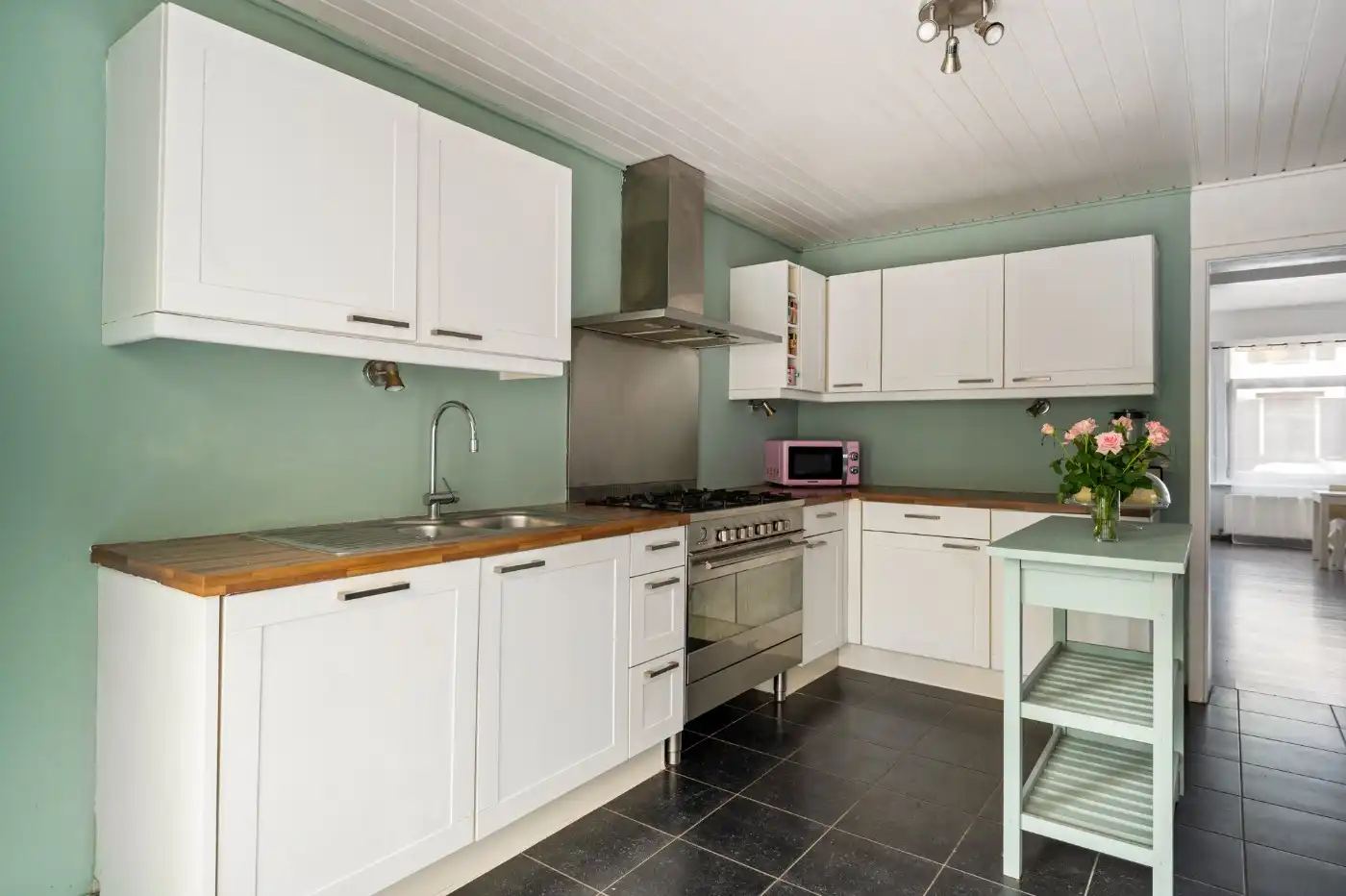 Charmante, top gelegen woning met 2 slpk. en fantastische zuid-tuin foto 8