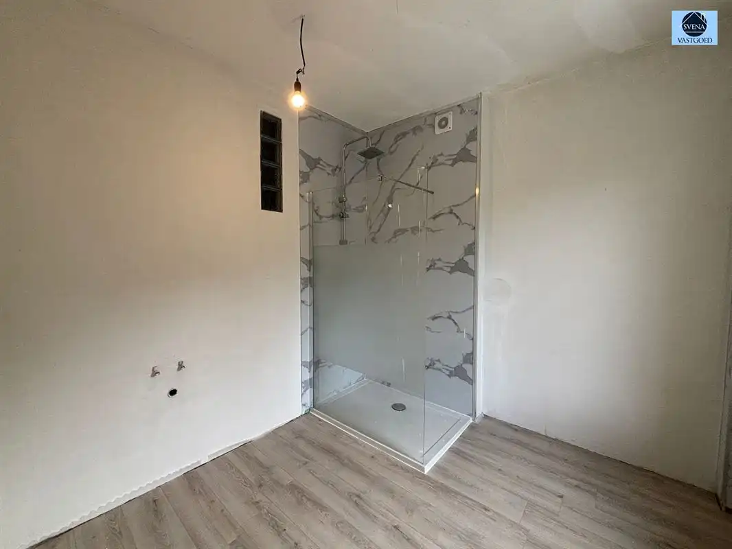 LEUKE STARTERSWONING MET 3 SLAAPKAMERS EN TUIN foto 8