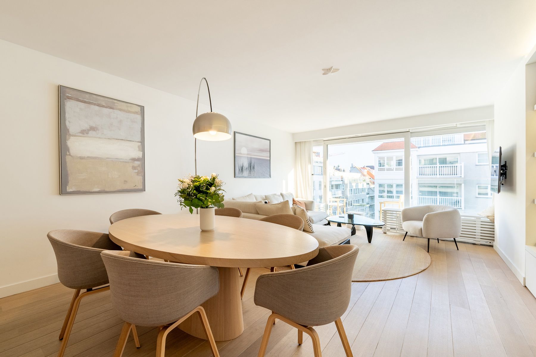 Stijlvol appartement met uitstekende centrale ligging foto 7