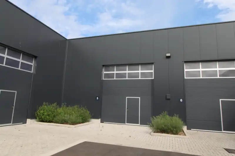Commercieel te huur Schaapbruggestraat 8 - 8800 Roeselare