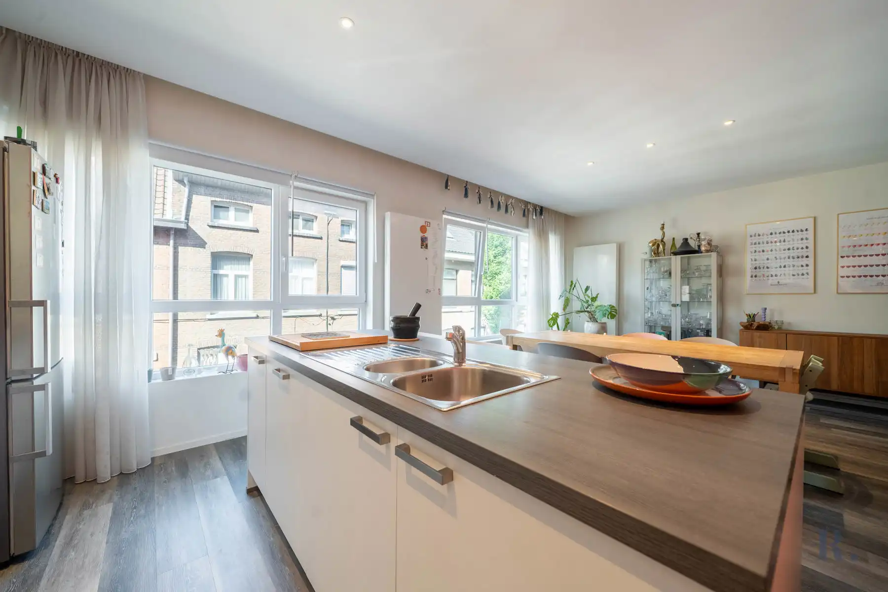 Groot lichtrijk appartement 4slk in de stadskern foto 8