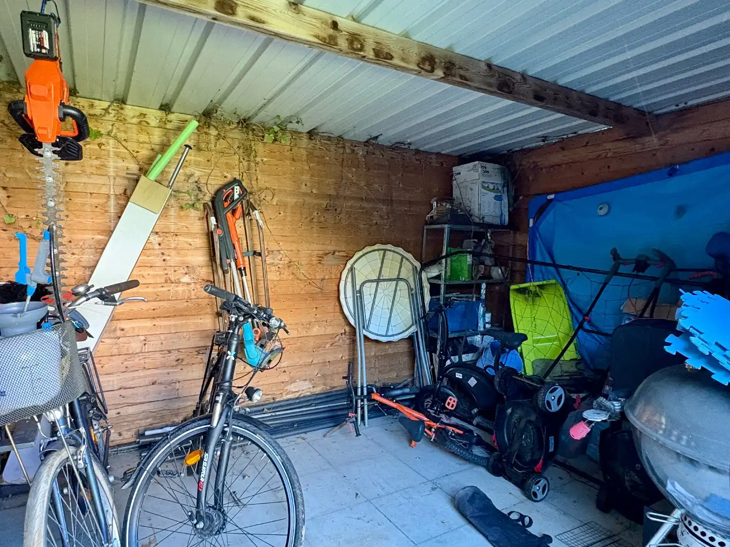 Centraal gelegen woning met 3 slaapkamers en tuin te koop in Kuurne foto 11