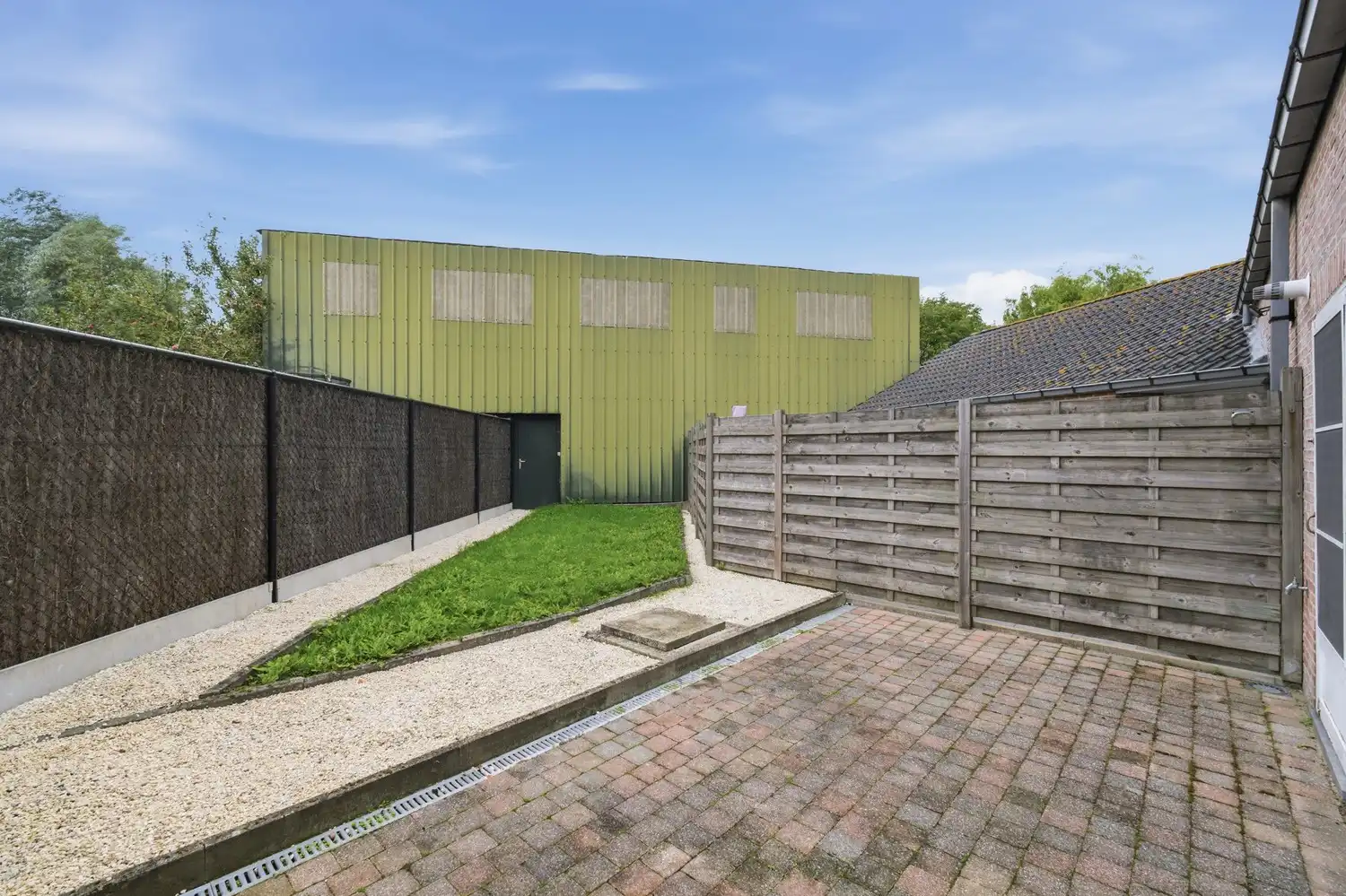 IZENBERGE: Recente rijwoning met alle comfort, 3 slaapkamers, gezellig tuintje en garage op 151m² grondopp. foto 17