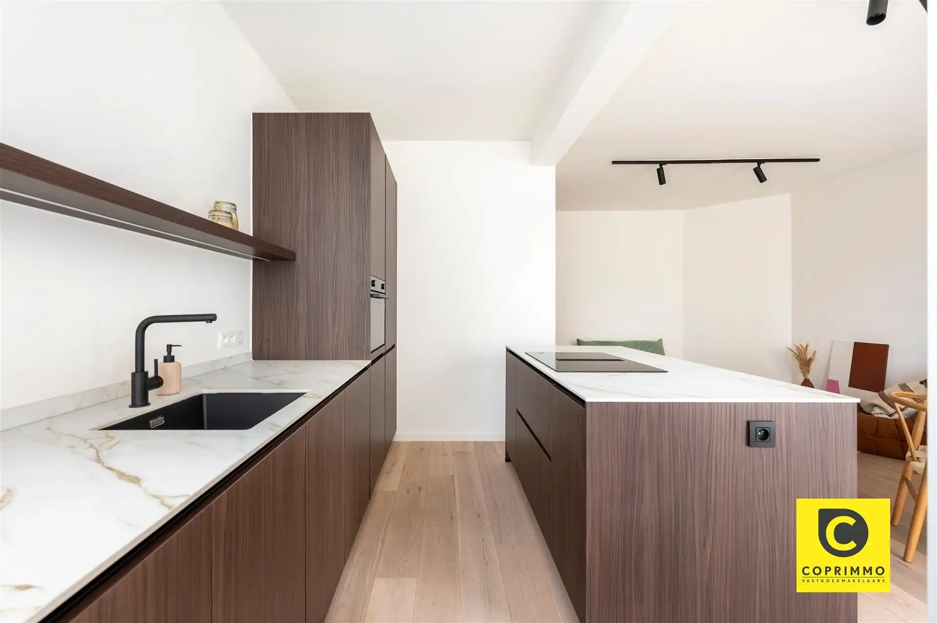 Prachtig 2 slaapkamer app foto 7
