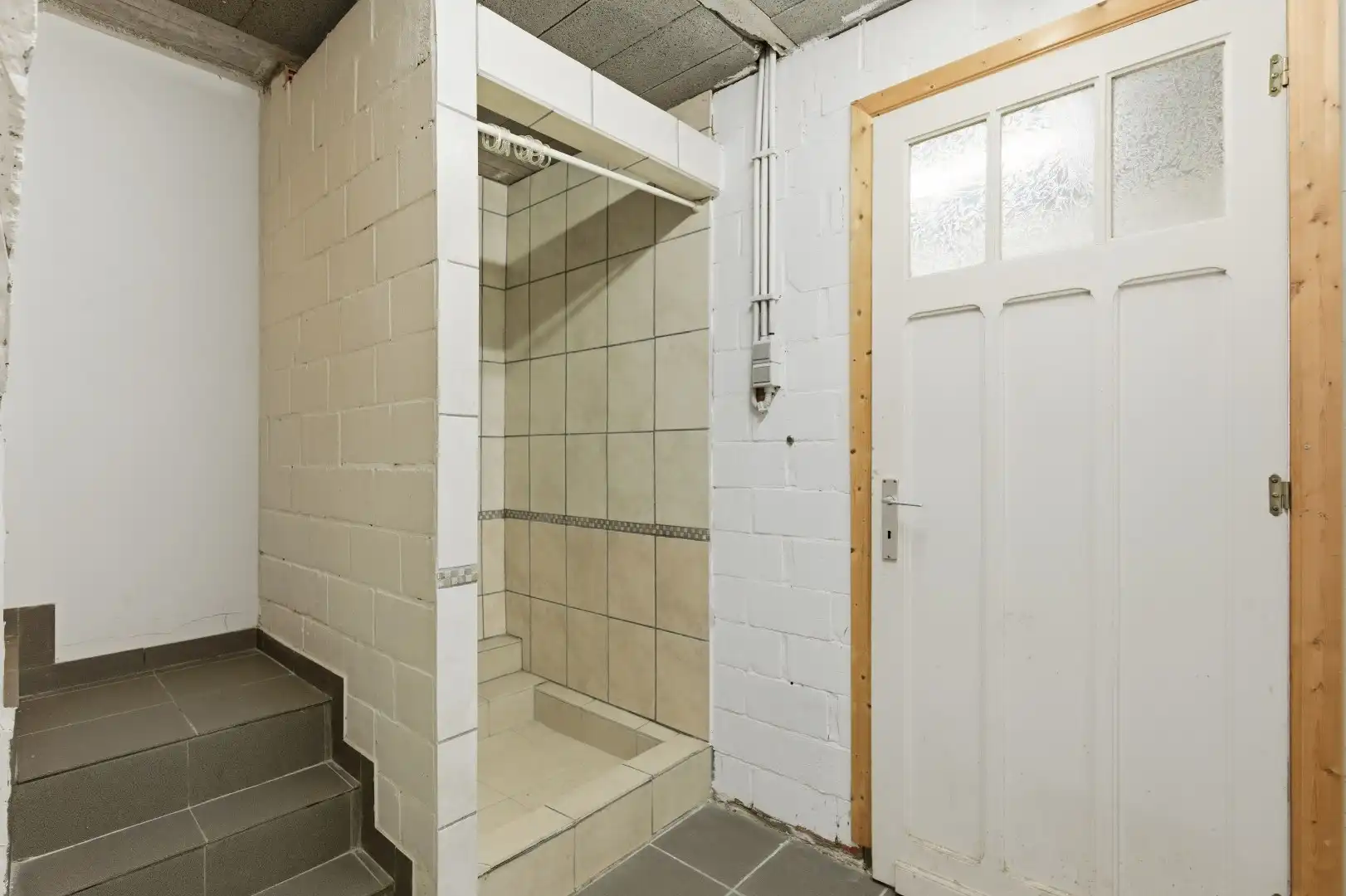 Zeer ruime gezinswoning met 4 slpks (+ 2 doorloopkamers op zolder), garage en tuin foto 20