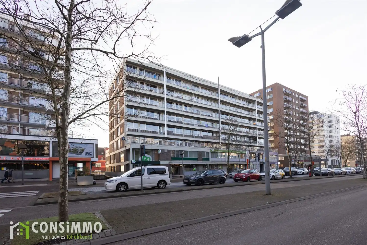 Appartement met ruim terras en 2 slaapkamers in het centrum van Genk foto 2