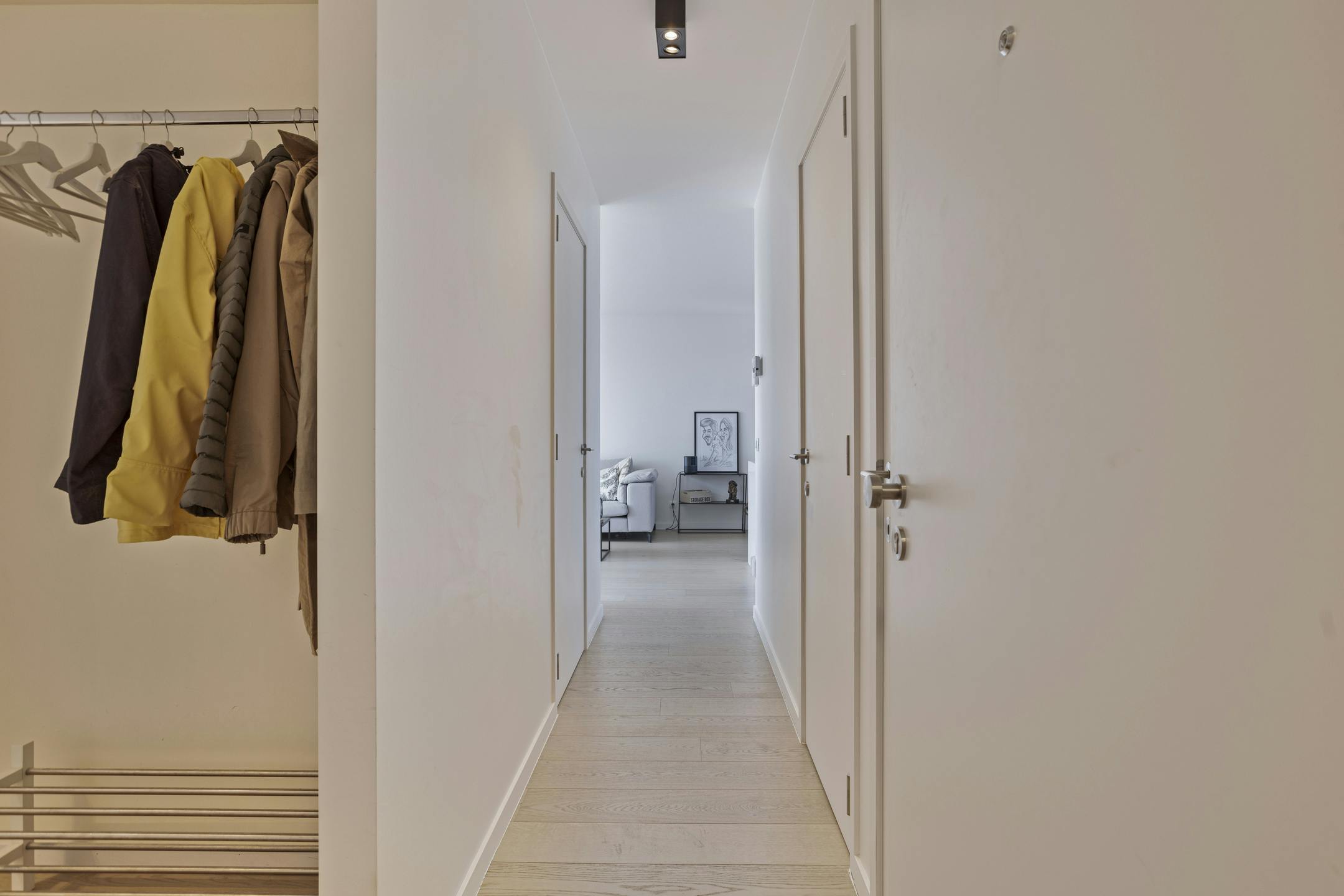Appartement met garage te huur in Veurne. foto 2