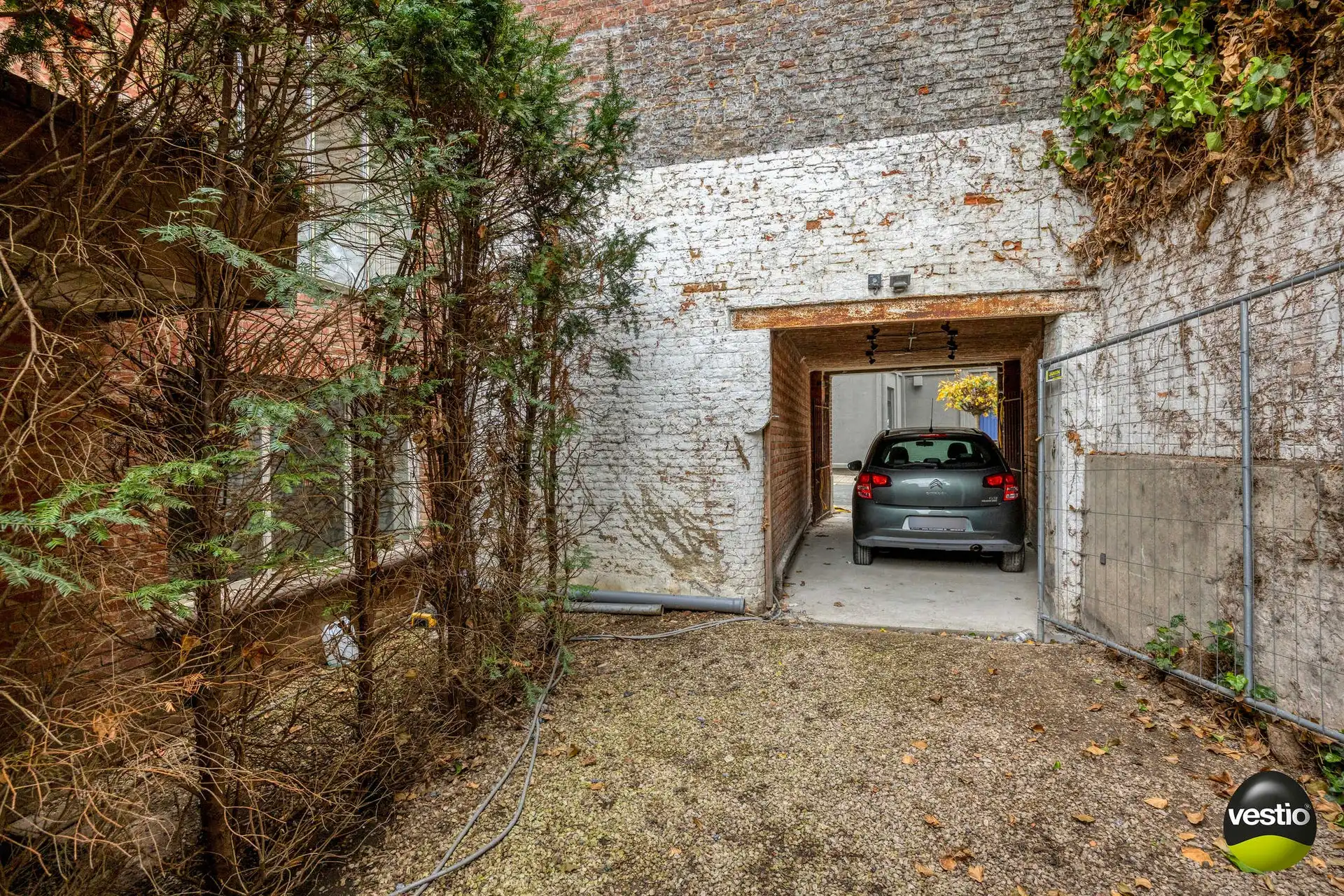 Charmante herenwoning/handelspand (Leopoldplein 19) met gelijkvloers appartement (Leopoldplein 21) en garage. foto 22