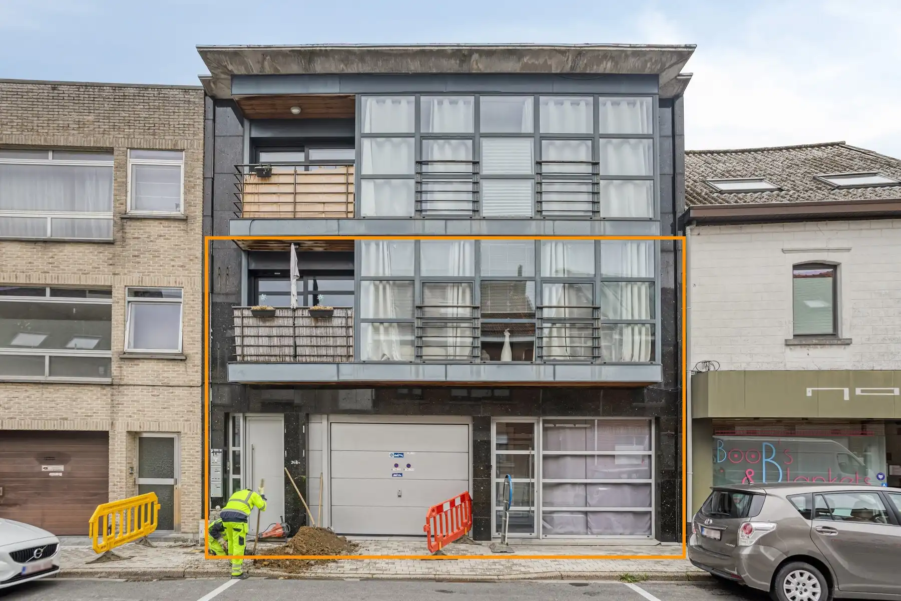 Overname vennootschap met appartement en gelijkvloers foto {{pictureIndex}}