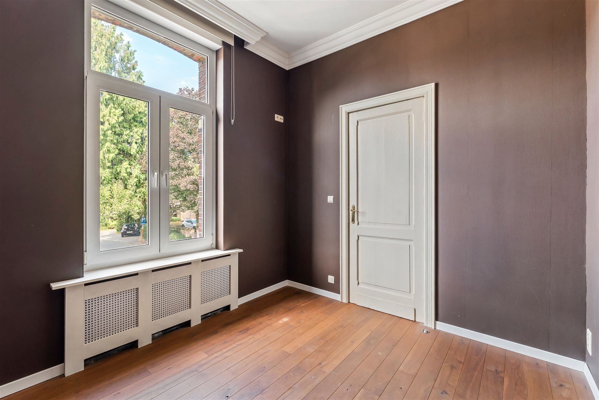 PRACHTIG INSTAPKLAAR HERENHUIS IN GEEL CENTRUM  foto 21