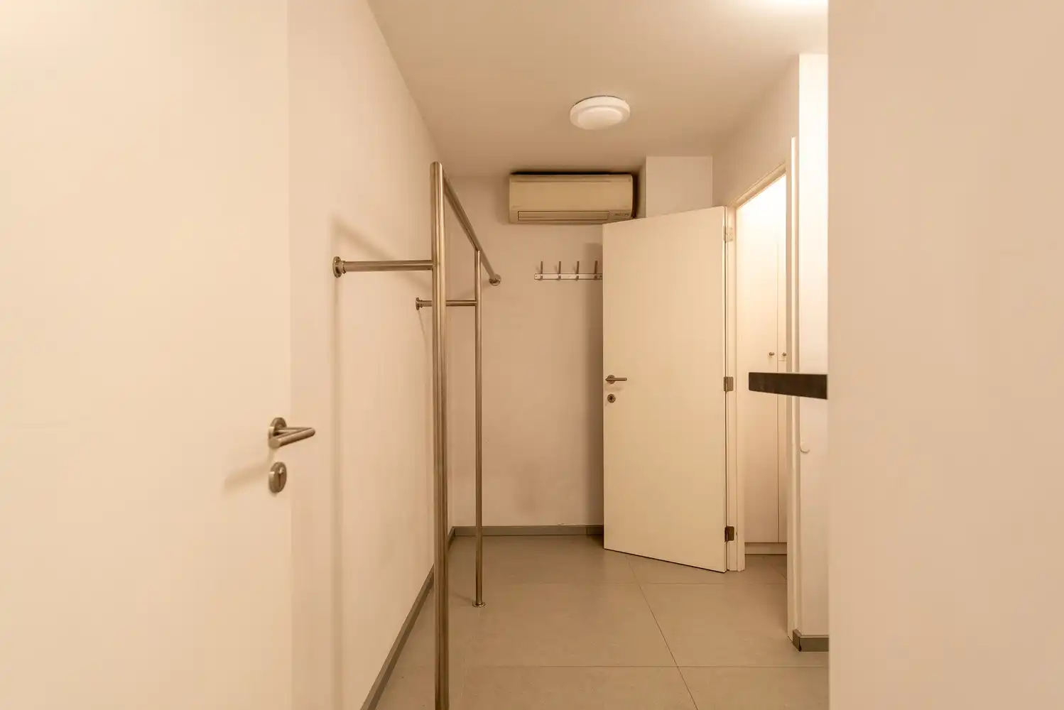 Handelspand in het Centrum van Genk foto 15