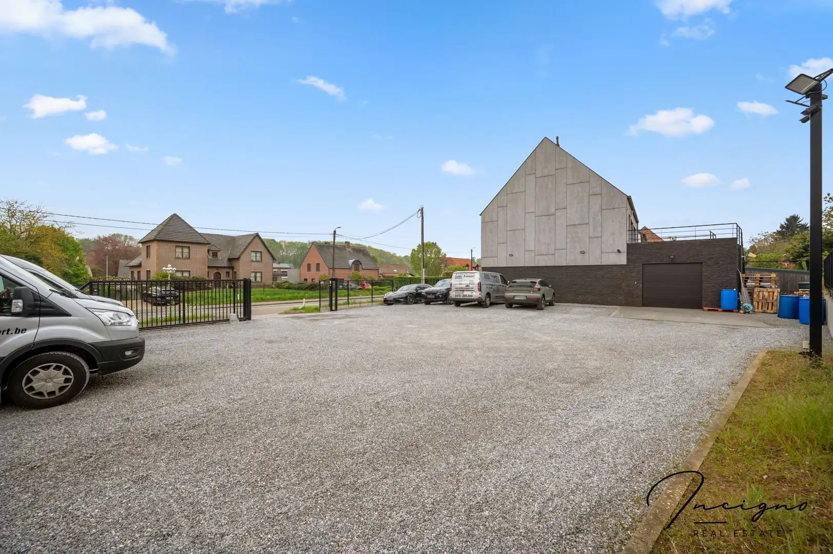 Uniek handelspand met duplexappartement op zichtlocatie foto 23