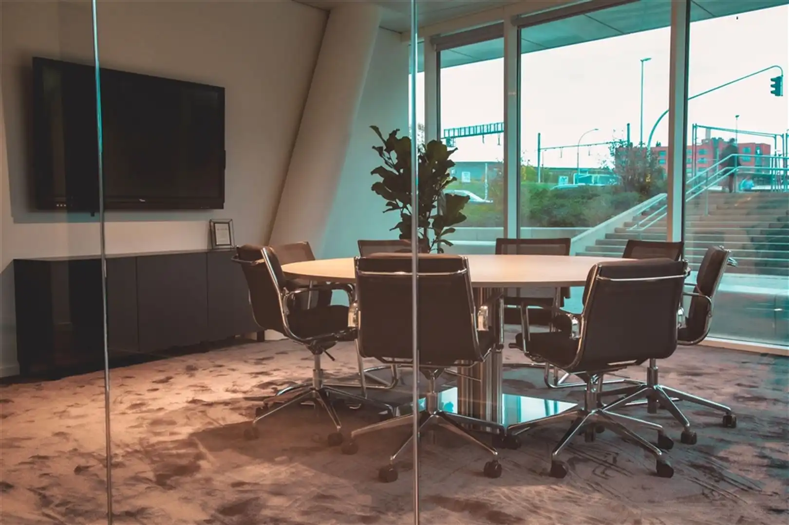 Full-service kantoren aan Dampoort station - ruimtes vanaf 17m² tem 63m² foto 12